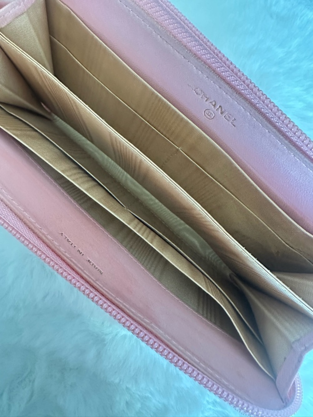 CHANEL Pink Caviar Zip-Around Wallet - Picture 7 of 14